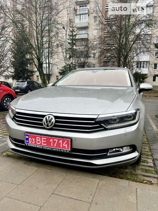 Універсал Volkswagen Passat 2017 в Луцьку