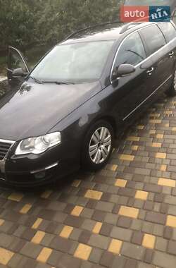 Универсал Volkswagen Passat 2010 в Бершади