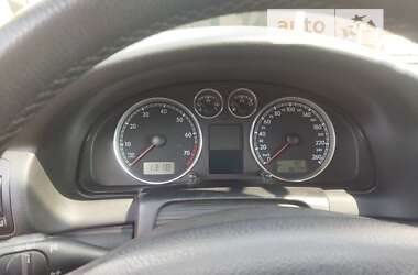 Универсал Volkswagen Passat 2003 в 