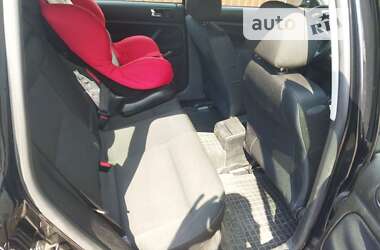 Универсал Volkswagen Passat 2003 в 