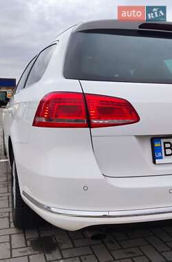 Универсал Volkswagen Passat 2012 в Хмельницком