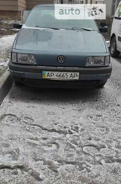 Седан Volkswagen Passat 1989 в Києві