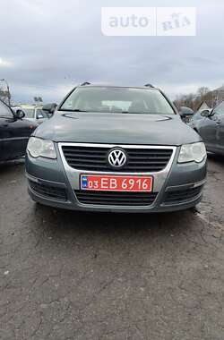 Volkswagen Passat 2010