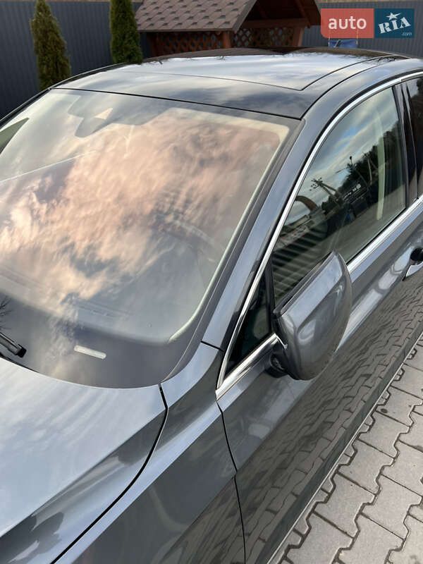 Седан Volkswagen Passat 2015 в Иршаве