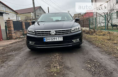 Седан Volkswagen Passat 2016 в Одесі