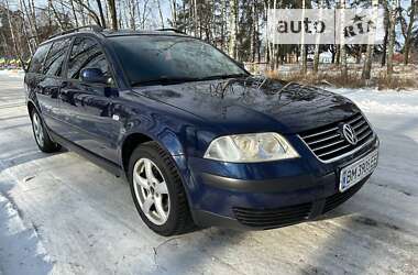 Універсал Volkswagen Passat 2002 в Охтирці