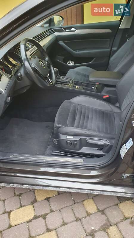 Универсал Volkswagen Passat 2017 в Самборе фото 13 Универсал Volkswagen Passat 2017 в Самборе