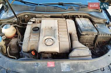 Универсал Volkswagen Passat 2006 в Коломые