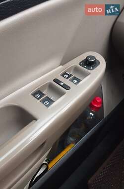 Универсал Volkswagen Passat 2006 в Коломые