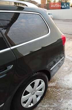 Универсал Volkswagen Passat 2006 в Коломые