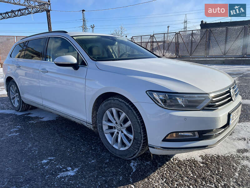 Універсал Volkswagen Passat 2017 в Кривому Розі
