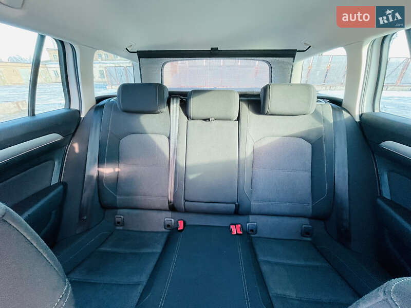 Універсал Volkswagen Passat 2017 в Кривому Розі