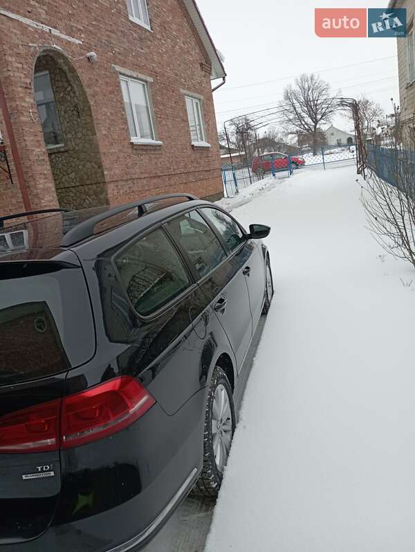 Універсал Volkswagen Passat 2012 в Львові