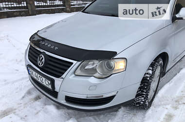 Универсал Volkswagen Passat 2009 в Сарнах