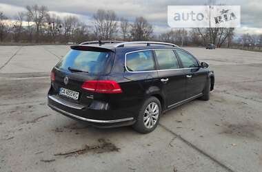 Универсал Volkswagen Passat 2011 в Каневе