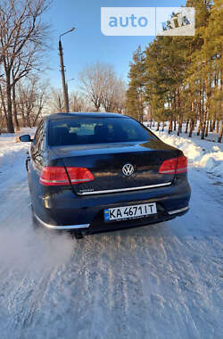 Седан Volkswagen Passat 2012 в Кременчуге