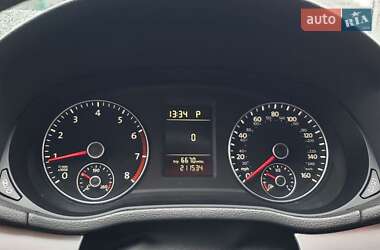 Седан Volkswagen Passat 2014 в 