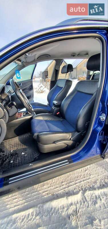 Універсал Volkswagen Passat 2002 в Рожище