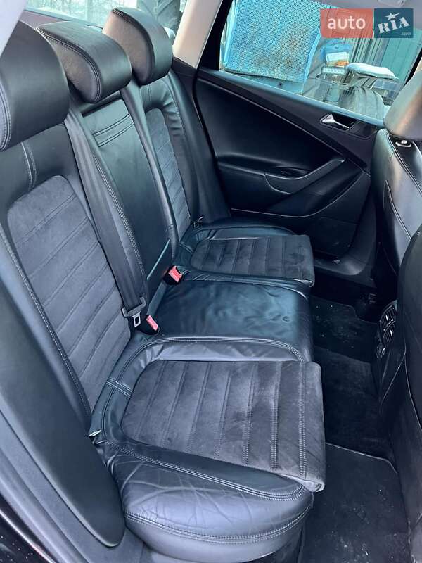 Универсал Volkswagen Passat 2006 в Городенке