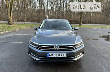 Універсал Volkswagen Passat 2015 в Львові