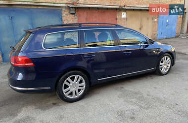 Универсал Volkswagen Passat 2012 в 