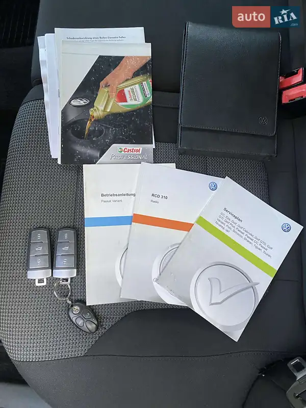 Универсал Volkswagen Passat 2012 в Киеве документ