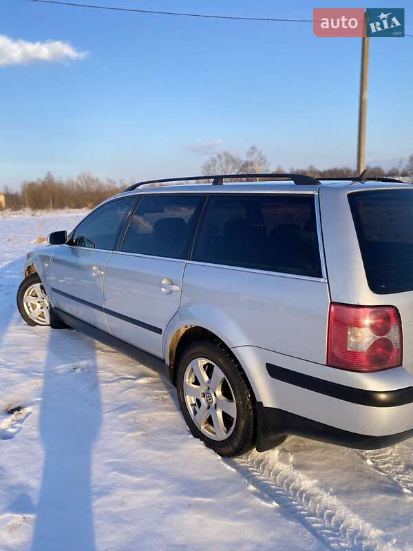 Універсал Volkswagen Passat 2004 в Надвірній