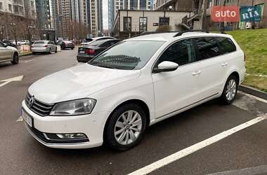 Volkswagen Passat 2011