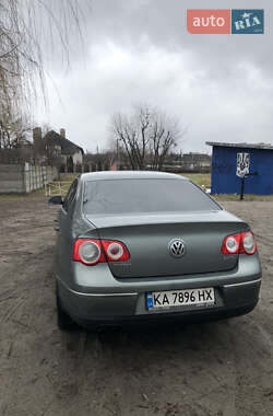 Седан Volkswagen Passat 2008 в Киеве