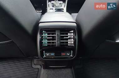 Седан Volkswagen Passat 2017 в Киеве