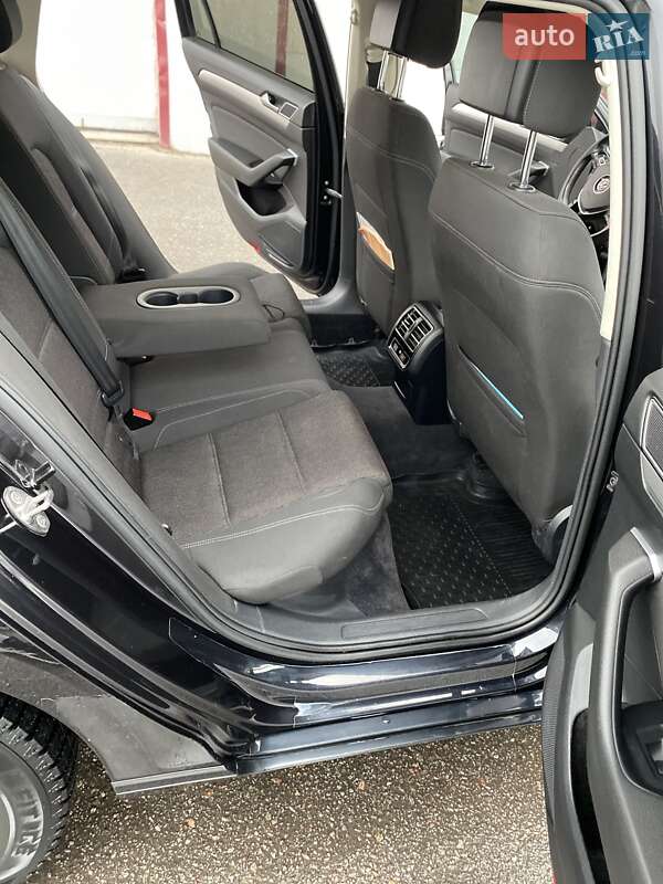 Универсал Volkswagen Passat 2015 в Полтаве