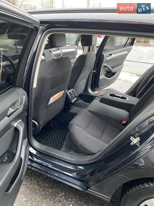 Универсал Volkswagen Passat 2015 в Полтаве
