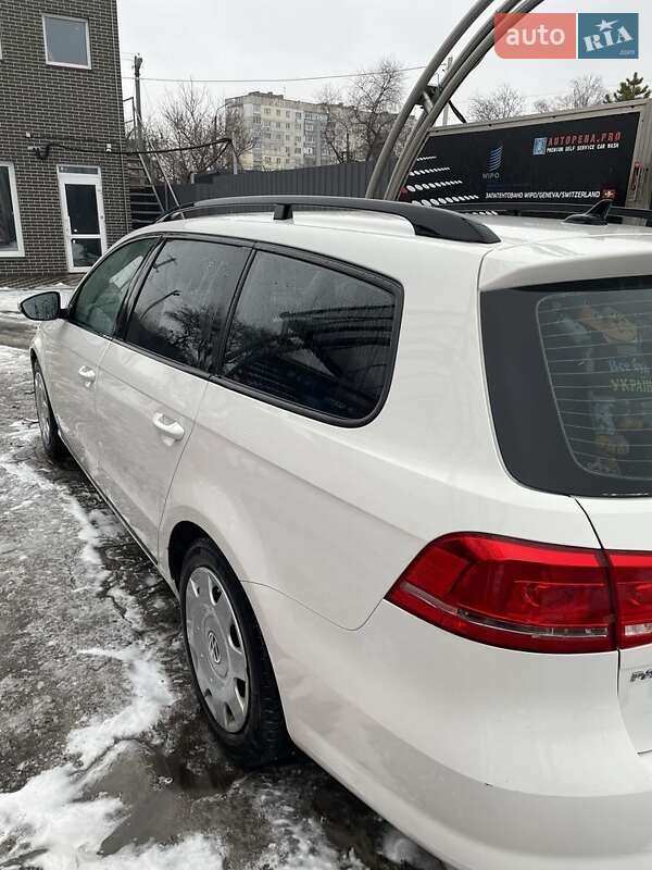 Універсал Volkswagen Passat 2012 в Полтаві