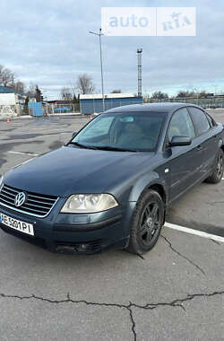 Седан Volkswagen Passat 2000 в Днепре