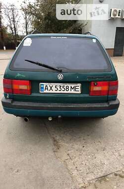 Универсал Volkswagen Passat 1991 в Харькове