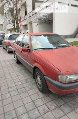 Седан Volkswagen Passat 1991 в Киеве