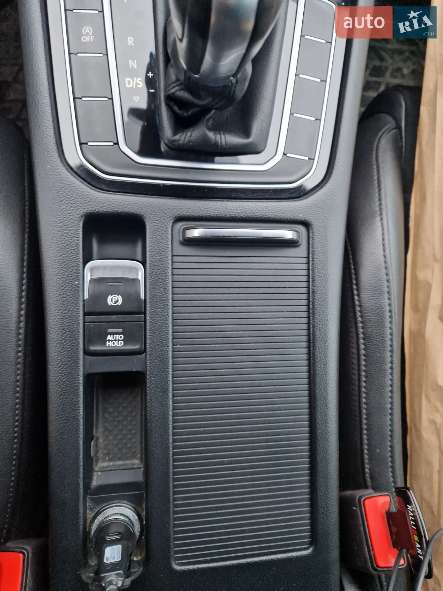 Volkswagen Passat 2018 VIN WVWZZZ3CZJE234570 фото оголошення 54 з 61