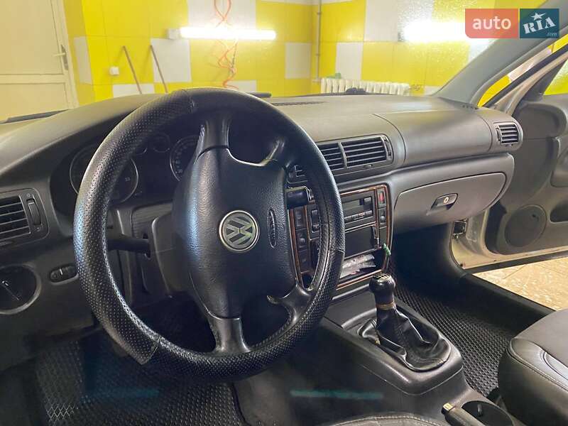 Універсал Volkswagen Passat 2005 в Гайвороні