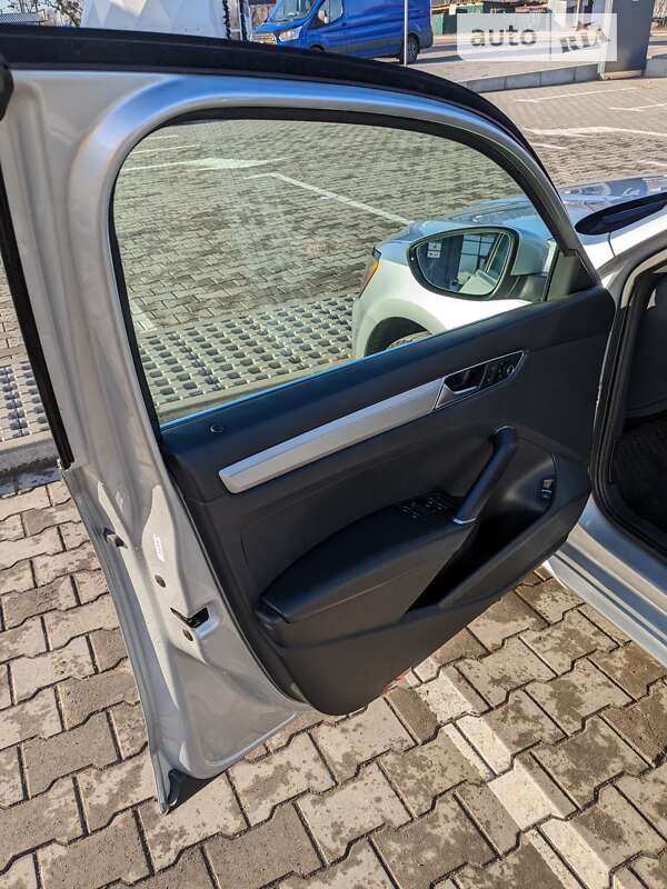 Седан Volkswagen Passat 2016 в Вишневом