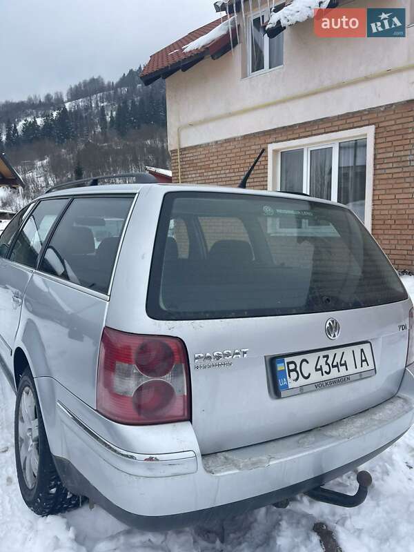 Універсал Volkswagen Passat 2002 в Славському