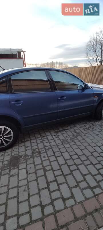 Седан Volkswagen Passat 1998 в Рожнятові