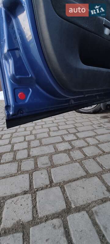 Седан Volkswagen Passat 1998 в Рожнятові