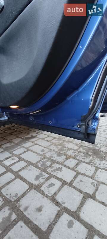 Седан Volkswagen Passat 1998 в Рожнятові