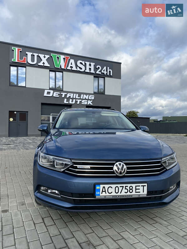 Універсал Volkswagen Passat 2016 в Луцьку