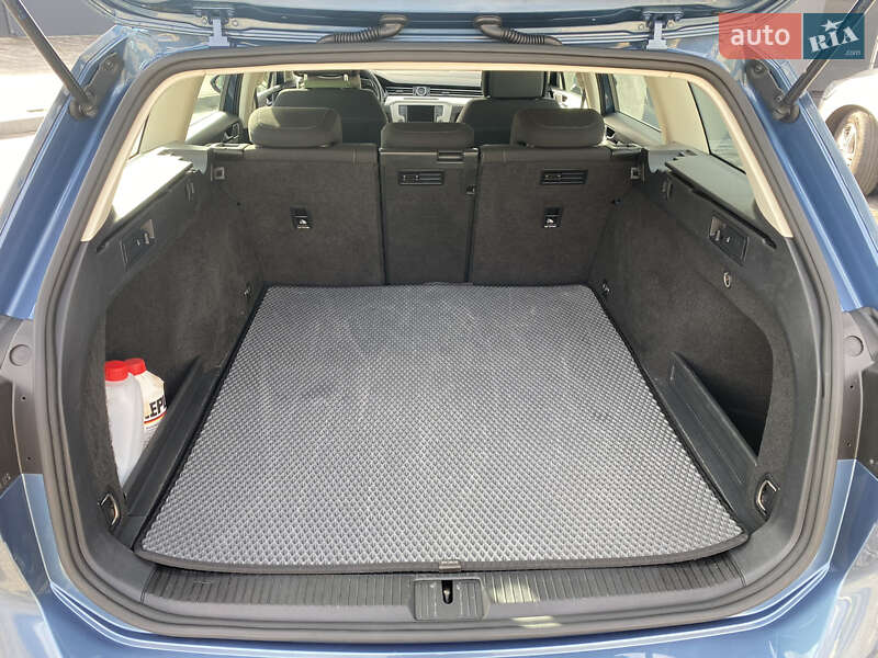 Універсал Volkswagen Passat 2016 в Луцьку