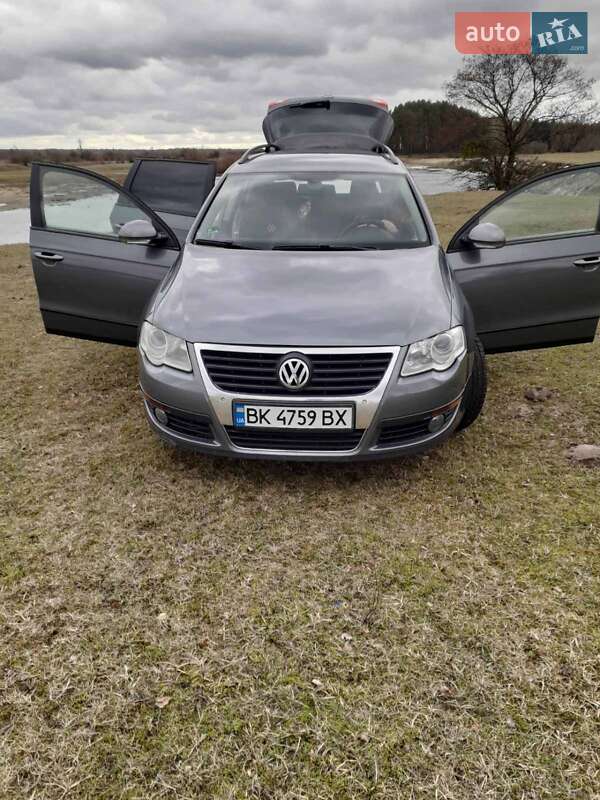 Универсал Volkswagen Passat 2008 в Сарнах