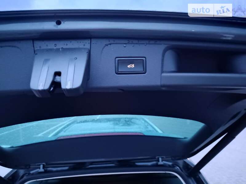 Универсал Volkswagen Passat 2015 в Одессе