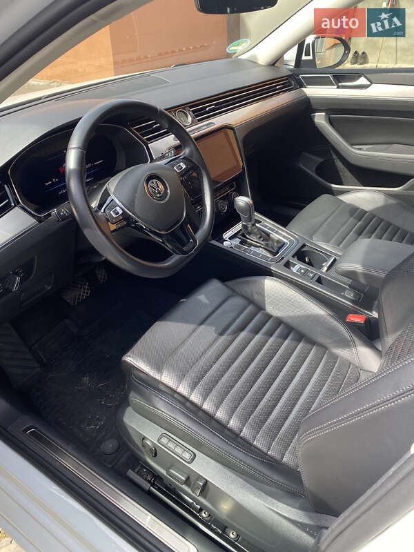 Универсал Volkswagen Passat 2018 в Мукачево фото 9 Универсал Volkswagen Passat 2018 в Мукачево