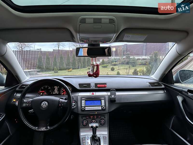 Универсал Volkswagen Passat 2009 в Львове