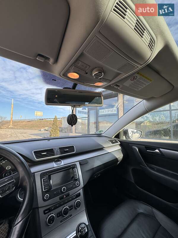 Универсал Volkswagen Passat 2014 в Одессе